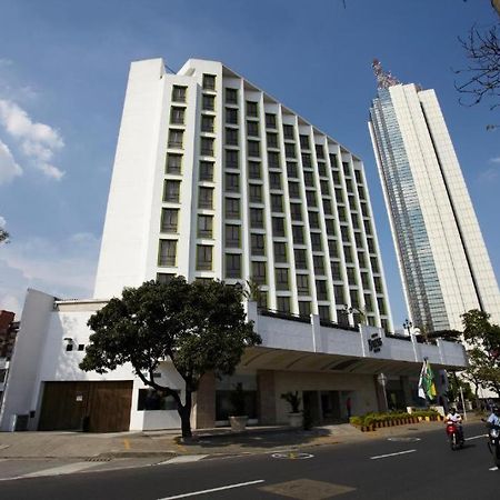 Club De Bienestar Ilar Bulevar Del Rio Cali Exteriér fotografie